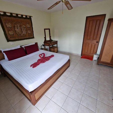 Villa Oranje Chiang Mai Exteriör bild