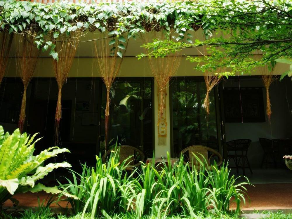 Villa Oranje Chiang Mai Exteriör bild
