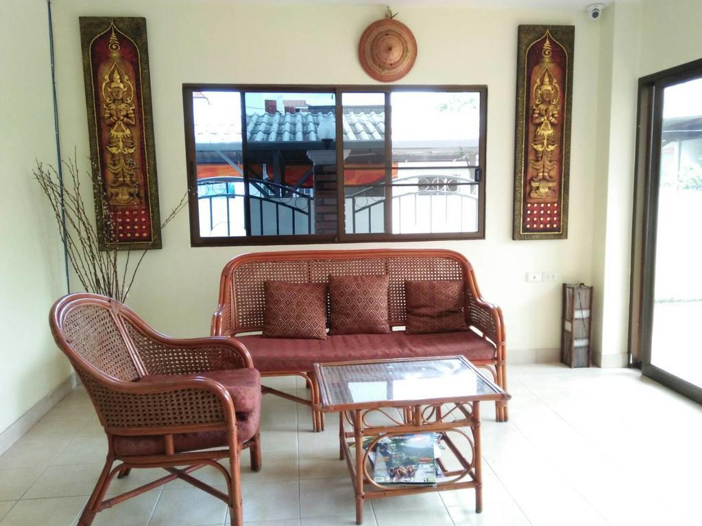 Villa Oranje Chiang Mai Exteriör bild