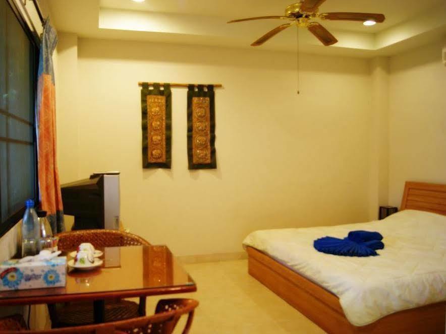 Villa Oranje Chiang Mai Exteriör bild