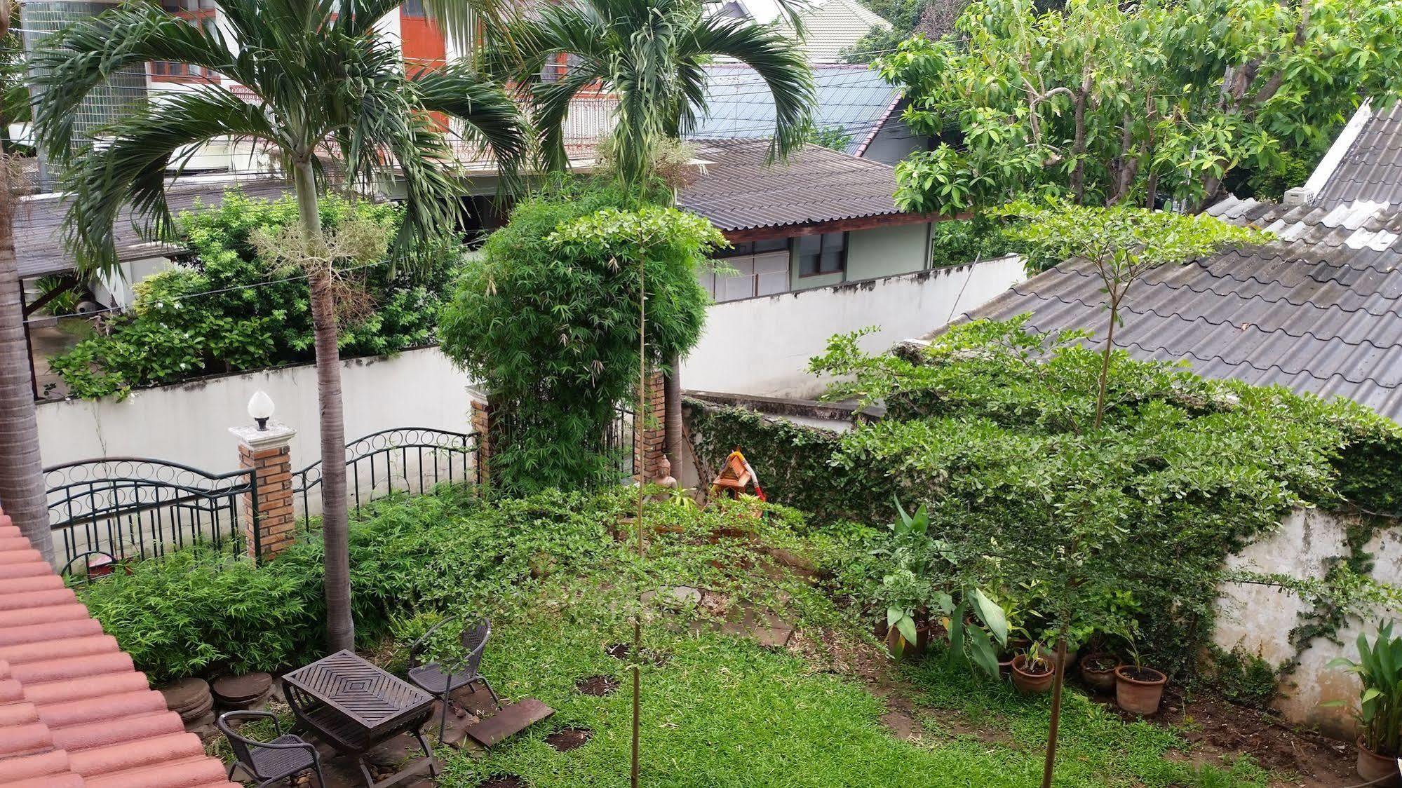 Villa Oranje Chiang Mai Exteriör bild